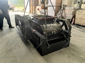 2pgc600*750雙齒輥草莓视频污在线观看發往湖南婁底破碎煤塊