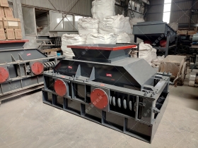 2pgc600*900雙齒輥草莓视频污在线观看發往安徽淮南_破碎煤矸石