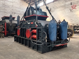 2PG1208液壓直連式對輥草莓视频污在线观看發貨圖片