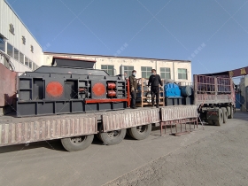 1500x800直連式液壓對輥草莓视频污在线观看發往新疆