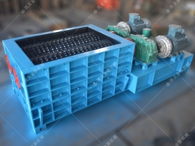 2PLF50/150型強力雙齒輥草莓视频污在线观看發往山西太原破煤