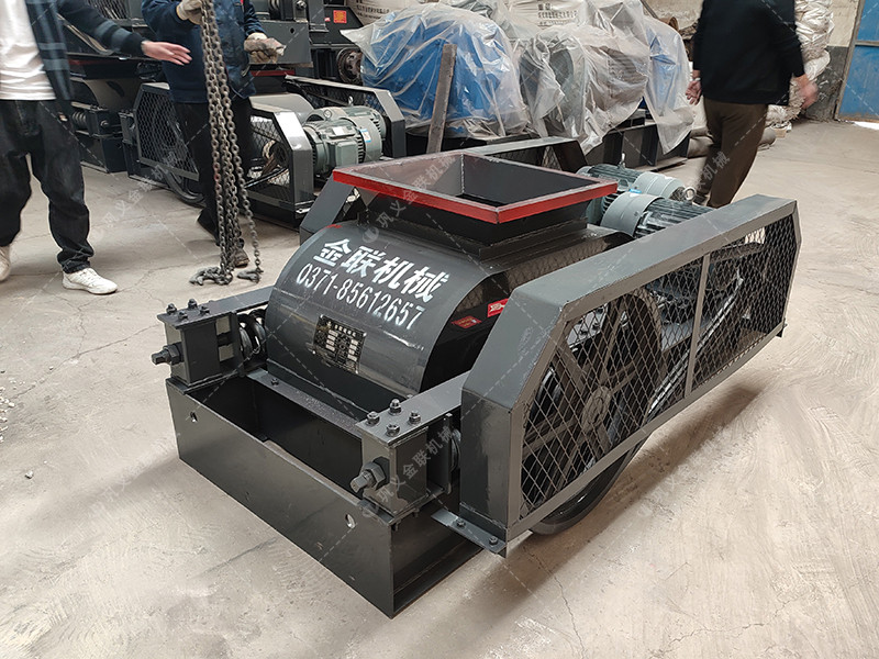 2pgc600*750雙齒輥草莓视频污在线观看發往湖南婁底破碎煤塊