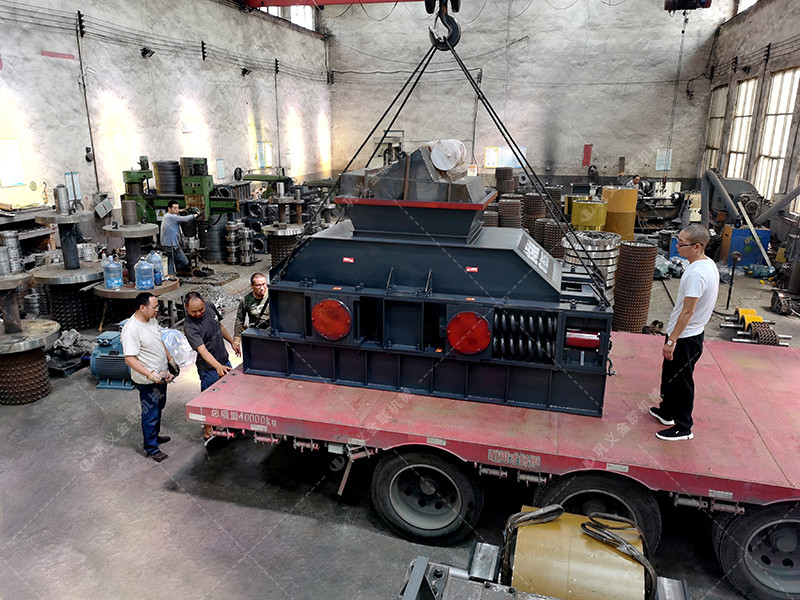 2PG1000×700連軸對輥草莓视频污在线观看發貨現場圖片_發往廣東_玄武岩製砂