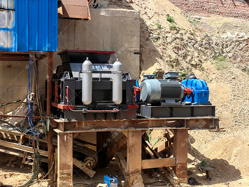 四川綿陽鵝卵石生產線現場-1210連軸對輥草莓视频污在线观看