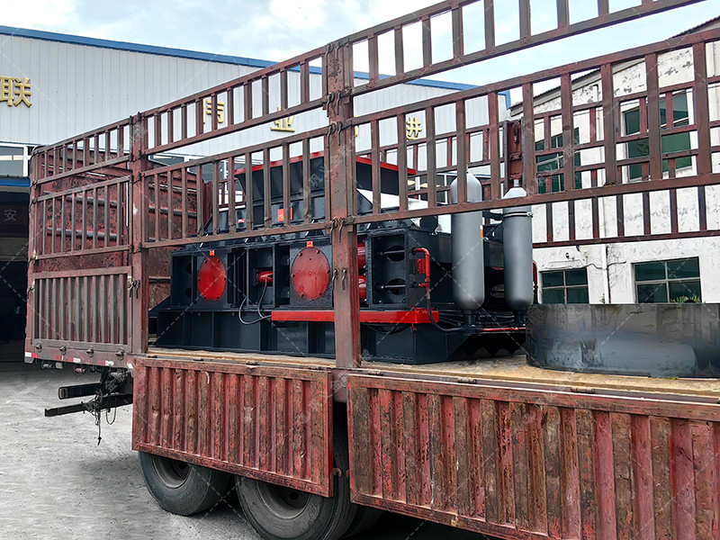 大型全自動液壓對輥草莓视频污在线观看發貨圖片