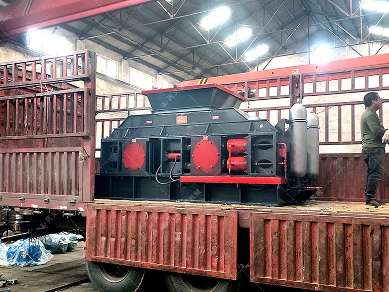 大型全自動液壓對輥草莓视频污在线观看發貨圖片