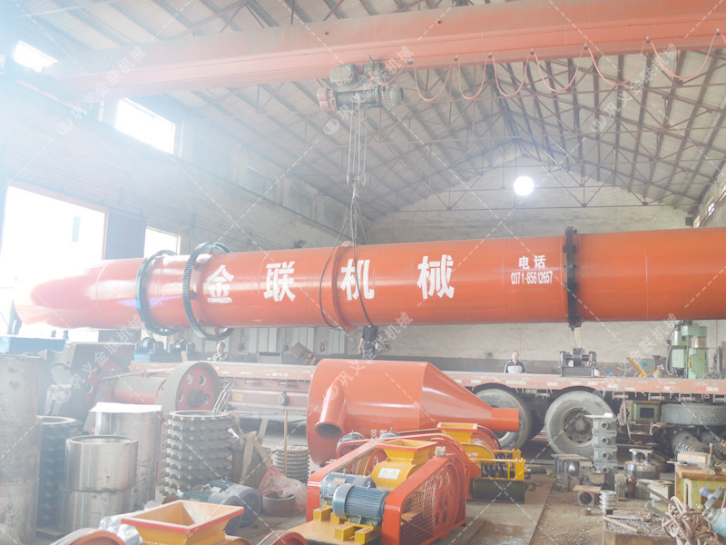 烘幹機和兩台小型對輥草莓视频污在线观看發往湖南永興破碎烘幹銅渣