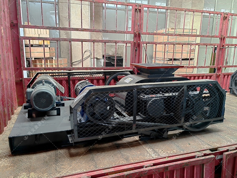 為何越來越多的礦山選擇雙齒輥而非顎式草莓视频污在线观看？這3點很關鍵！