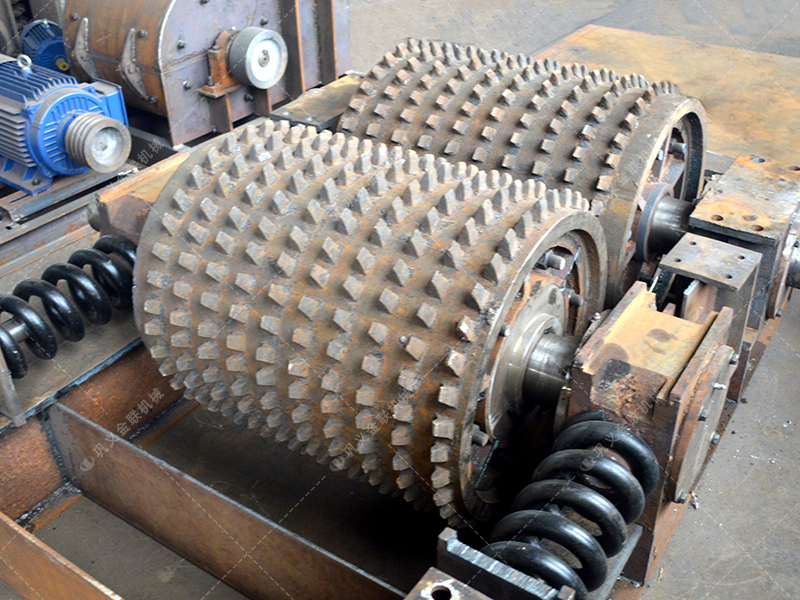 煤礦作業環境惡劣，雙齒輥草莓视频污在线观看在耐用性與可靠性上做了哪些文章？